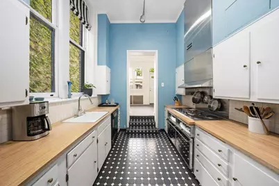 125 E 69th Street, New York City, NY 10021 - Photo 5