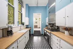 125 E 69th St, New York City, NY 10021 - Photo 5