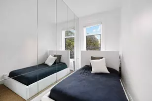 125 E 69th St, New York City, NY 10021 - Photo 13