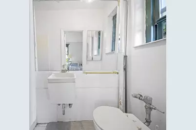 34-41 78th Street #5-E, New York City, NY 11372 - Photo 9