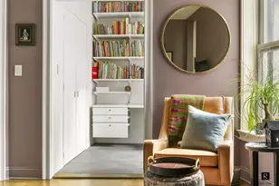 261 W 22nd St, New York City, NY 10011 - Photo 13