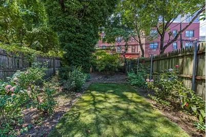 106 S Elliott Place, Brooklyn, NY 11217 - Photo 9