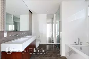 105 Franklin St, New York City, NY 10013 - Photo 3