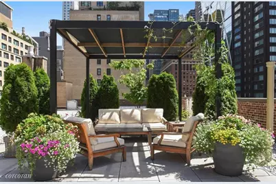 333 W 57th Street #302, New York City, NY 10019 - Photo 25