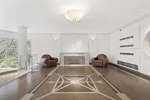 333 W 57th St, New York City, NY 10019 - Photo 23