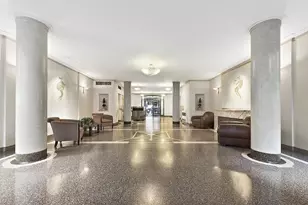 333 W 57th St, New York City, NY 10019 - Photo 17