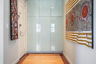 115 E 61st St, New York City, NY 10065 - Photo 9