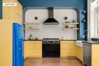 216 Adelphi Street, New York City, NY 11205 - Photo 5