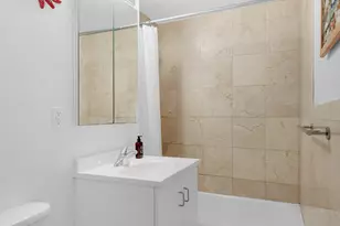 304 W 88th St, New York City, NY 10024 - Photo 9