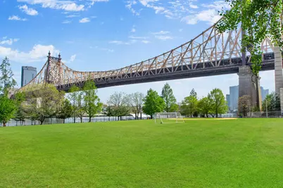 575 Main Street #1611, New York City, NY 10044 - Photo 7