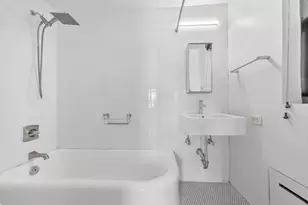 300 W 23rd St, New York City, NY 10011 - Photo 9