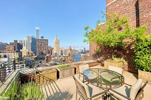 2 Beekman Pl, New York City, NY 10022 - Photo 11