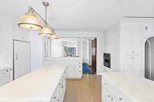 415 E 54th St, New York City, NY 10022 - Photo 7