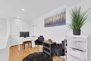 302 E 19th St, New York City, NY 10003 - Photo 5