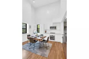 302 E 19th St, New York City, NY 10003 - Photo 3