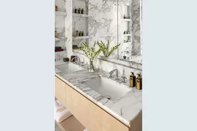 201 E 74th Street #FLOOR27, New York City, NY 10021 - Photo 11