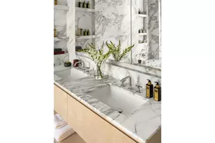 201 E 74th St, New York City, NY 10021 - Photo 11