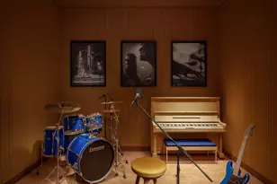 201 E 23rd St, New York City, NY 10010 - Photo 21