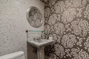 140 E 63rd St, New York City, NY 10065 - Photo 7