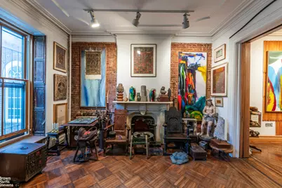 169 E 94th Street, New York City, NY 10128 - Photo 5