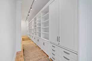 350 E 82nd St, New York City, NY 10028 - Photo 5