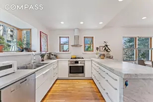 227 W 260th St, New York City, NY 10471 - Photo 7