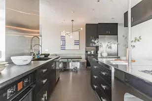 240 Riverside Blvd, New York City, NY 10069 - Photo 11