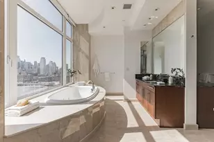 240 Riverside Blvd, New York City, NY 10069 - Photo 17