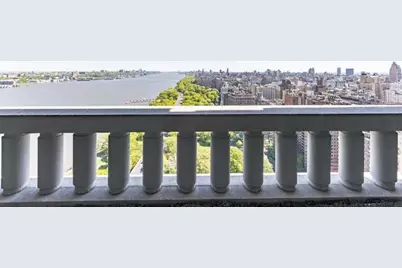 240 Riverside Boulevard #PH-SUITE1, New York City, NY 10069 - Photo 7