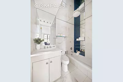 33 E 70th Street #9D, New York City, NY 10021 - Photo 11