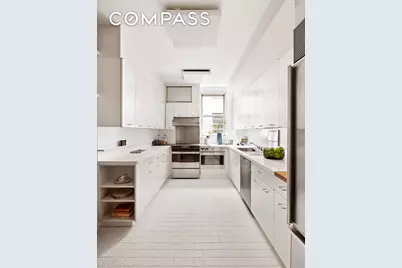 33 E 70th Street #9D, New York City, NY 10021 - Photo 13