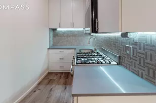 130 W 71st St, New York, NY 10023 - Photo 3