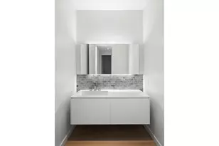 290 West St, New York City, NY 10013 - Photo 7