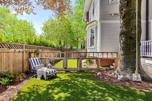 1221 Albemarle Rd, New York City, NY 11218 - Photo 19