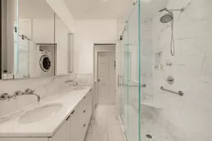 243 E 17th St, New York City, NY 10003 - Photo 25