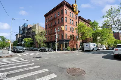 353 W 11th Street #2B, New York City, NY 10014 - Photo 11
