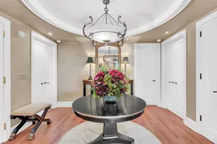 160 Central Park S, New York City, NY 10019 - Photo 5