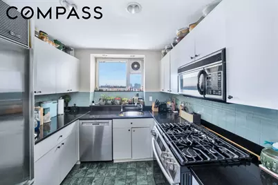 25 Sutton Place S #8G, New York City, NY 10022 - Photo 5