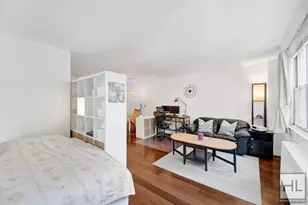 240 E 35th St, New York City, NY 10016 - Photo 5