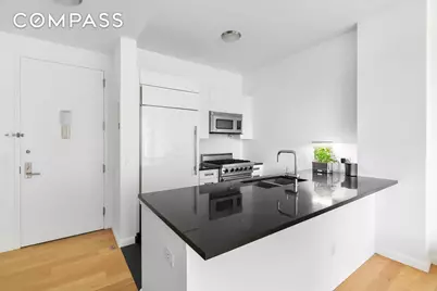 46-30 Center Boulevard #406, New York City, NY 11109 - Photo 5