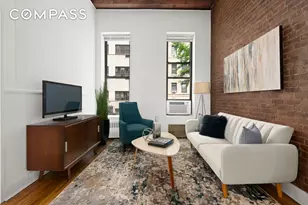 132 W 71st St, New York City, NY 10023 - Photo 3