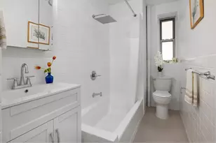 25 Indian Rd, New York City, NY 10034 - Photo 9