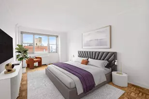 300 E 40th St, New York City, NY 10016 - Photo 9