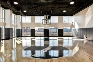 22-44 Jackson Ave, New York City, NY 11101 - Photo 11