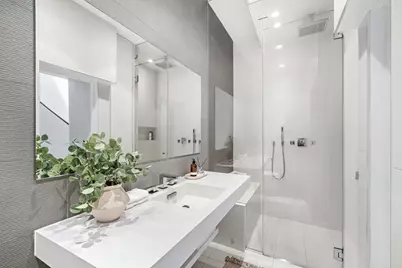 262 W 25th Street, New York City, NY 10001 - Photo 7
