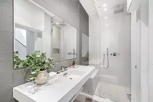 262 W 25th St, New York City, NY 10001 - Photo 7
