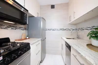 160 E 65th Street #8A, New York City, NY 10065 - Photo 3