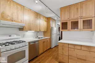 483 14th St, New York City, NY 11215 - Photo 3