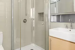 38 Delancey St, New York City, NY 10002 - Photo 17