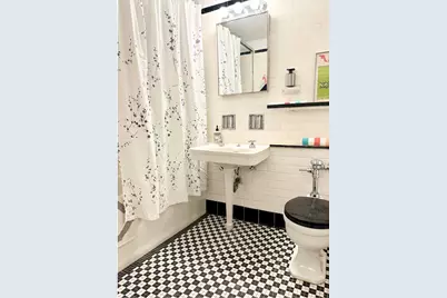 410 W 24th Street #4L, New York City, NY 10011 - Photo 9